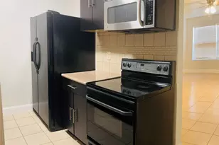 5550 N Braeswood Blvd, Houston, TX 77096 - Photo 5