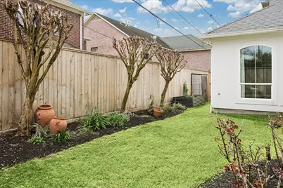 4809 Evergreen Street, Bellaire, TX 77401 - Photo 37