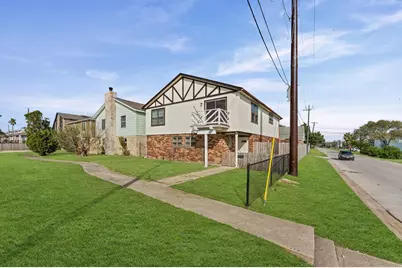 7302 Jones Drive, Galveston, TX 77551 - Photo 3