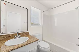 7302 Jones Dr, Galveston, TX 77551 - Photo 33