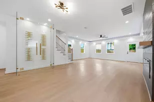 882 Prosper St, Houston, TX 77088 - Photo 9