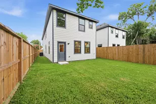 882 Prosper St, Houston, TX 77088 - Photo 39