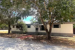 906 E Calhoun St, El Campo, TX 77437 - Photo 9