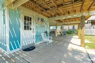 13103 John Reynolds Rd, Galveston, TX 77554 - Photo 25