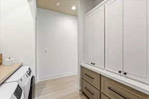 950 Sue Dr, Crystal Beach, TX 77650 - Photo 39