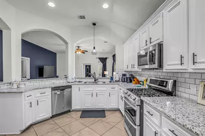 31803 Forest Park Trail, Conroe, TX 77385 - Photo 15