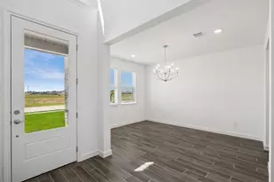 12614 Old Fashion Cir, Mont Belvieu, TX 77535 - Photo 3