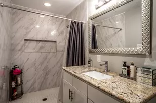 12739 Memorial Dr, Houston, TX 77024 - Photo 17