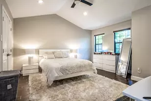 12739 Memorial Dr, Houston, TX 77024 - Photo 15