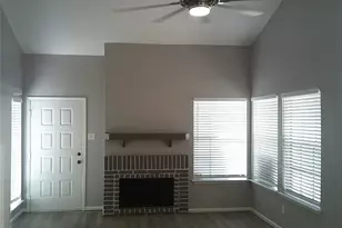 13427 Garden Grove Grove, Houston, TX 77082 - Photo 5