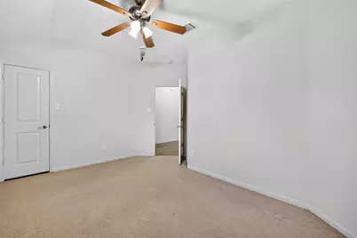 15734 Bannowsky Lane, Houston, TX 77049 - Photo 37
