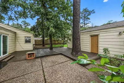 1926 Maple Lakes Drive, Houston, TX 77339 - Photo 37