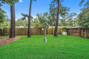 1926 Maple Lakes Dr, Houston, TX 77339 - Photo 39