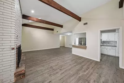 1926 Maple Lakes Drive, Houston, TX 77339 - Photo 7