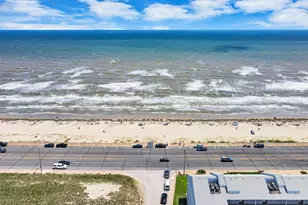 7508 Stewart Rd, Galveston, TX 77551 - Photo 35