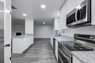 5006 Village Springs Dr, Houston, TX 77339 - Photo 19