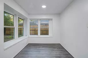 5006 Village Springs Dr, Houston, TX 77339 - Photo 23