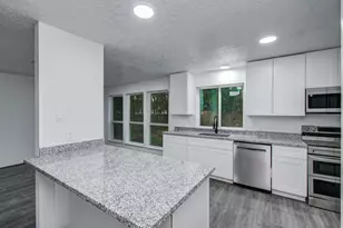 5006 Village Springs Dr, Houston, TX 77339 - Photo 25