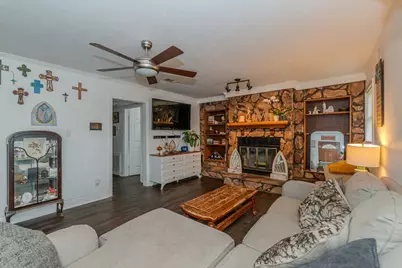 711 S 6th Street, Nederland, TX 77627 - Photo 7