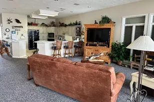 5330 Bayside Dr, Baytown, TX 77523 - Photo 11