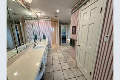 5330 Bayside Drive, Baytown, TX 77523 - Photo 23