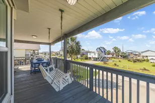 4003 Reeves Dr, Galveston, TX 77554 - Photo 19