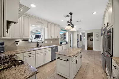 5431 Pine Arbor Drive, Houston, TX 77066 - Photo 9