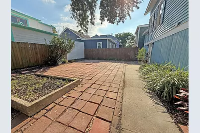 1415 Moody Avenue, Galveston, TX 77550 - Photo 43