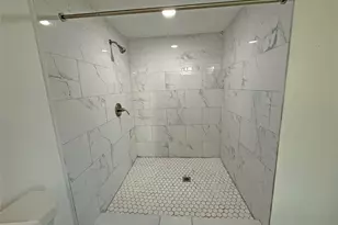 1415 Moody Ave, Galveston, TX 77550 - Photo 31