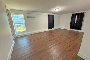 1415 Moody Ave, Galveston, TX 77550 - Photo 5