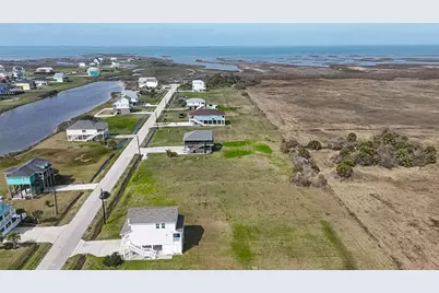 18047 Shaman Drive, Galveston, TX 77554 - Photo 9