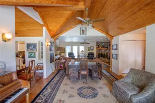 7918 Fairdale Ln, Houston, TX 77063 - Photo 5