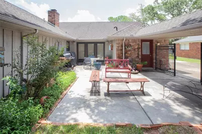 7918 Fairdale Lane, Houston, TX 77063 - Photo 21