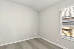 18479 Lndg Mdws Ln, New Caney, TX 77357 - Photo 9