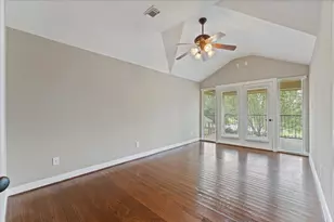 18715 N Thomas Shore Dr, Cypress, TX 77433 - Photo 23