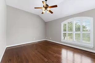 18715 N Thomas Shore Dr, Cypress, TX 77433 - Photo 35