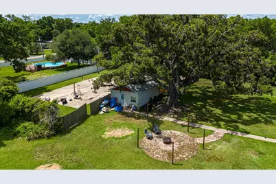 Lot 1 E E Brazos Avenue, West Columbia, TX 77486 - Photo 9