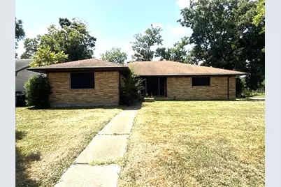 602 Nest Lane, Houston, TX 77022 - Photo 1