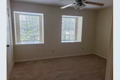 14333 Memorial Drive #99, Houston, TX 77079 - Photo 11