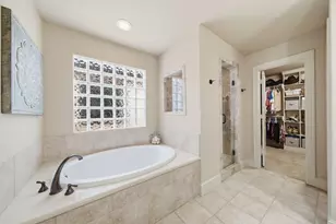 5950 Kiam St, Houston, TX 77007 - Photo 23
