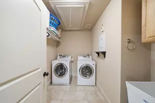 5950 Kiam St, Houston, TX 77007 - Photo 27