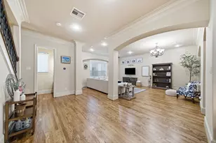 5950 Kiam St, Houston, TX 77007 - Photo 5