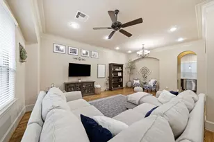 5950 Kiam St, Houston, TX 77007 - Photo 7