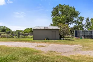 7909 Powerline Rd, Richmond, TX 77469 - Photo 29