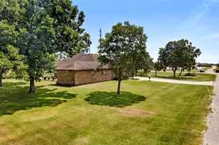 7909 Powerline Rd, Richmond, TX 77469 - Photo 35