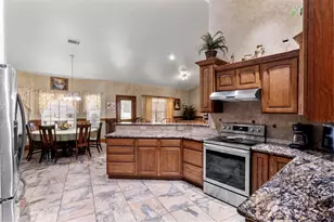 7909 Powerline Rd, Richmond, TX 77469 - Photo 5