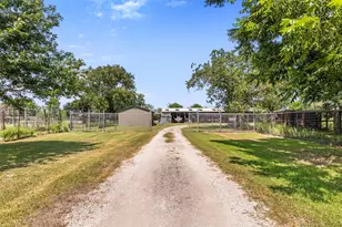 7909 Powerline Rd, Richmond, TX 77469 - Photo 37