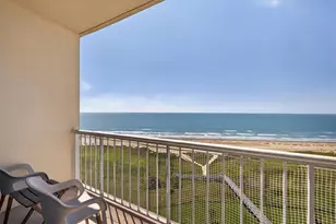 1401 E Beach Dr, Galveston, TX 77550 - Photo 11