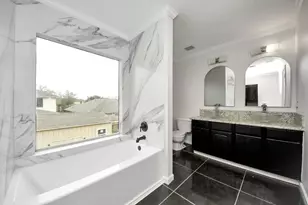 1910 Fallow Ln, Houston, TX 77049 - Photo 15