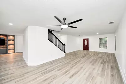 1910 Fallow Lane, Houston, TX 77049 - Photo 7